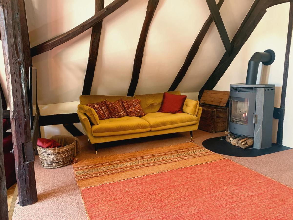 Historische Ferienwohnung mit Kamin in Lich Exterior foto